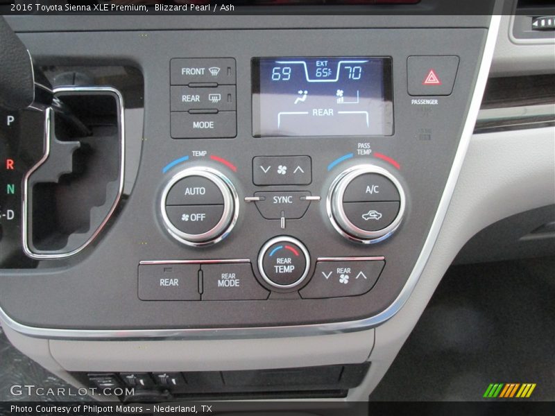 Blizzard Pearl / Ash 2016 Toyota Sienna XLE Premium