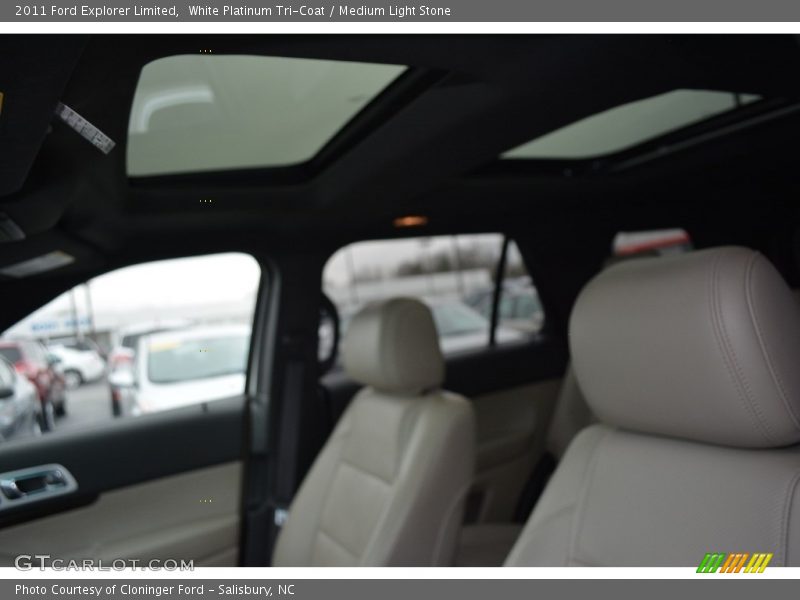 White Platinum Tri-Coat / Medium Light Stone 2011 Ford Explorer Limited