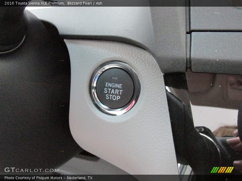 Blizzard Pearl / Ash 2016 Toyota Sienna XLE Premium