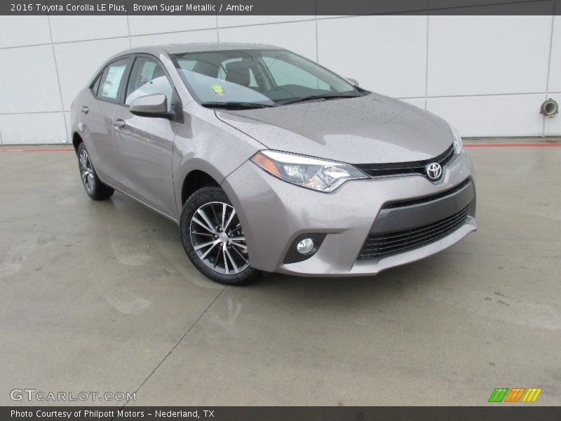 Front 3/4 View of 2016 Corolla LE Plus