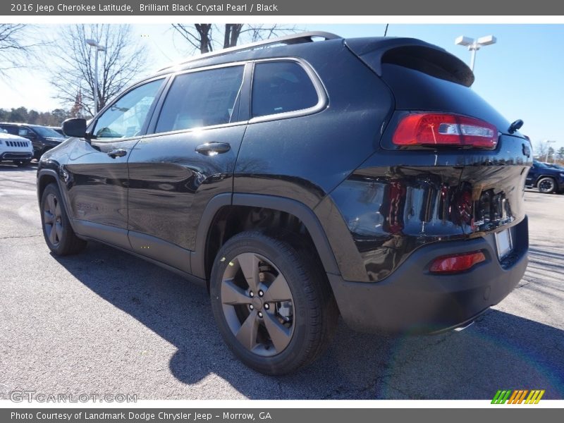 Brilliant Black Crystal Pearl / Black 2016 Jeep Cherokee Latitude