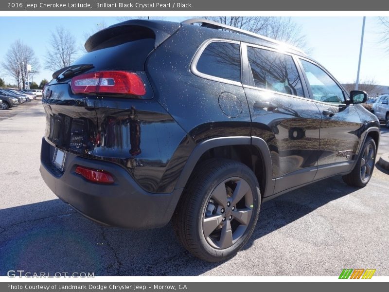 Brilliant Black Crystal Pearl / Black 2016 Jeep Cherokee Latitude