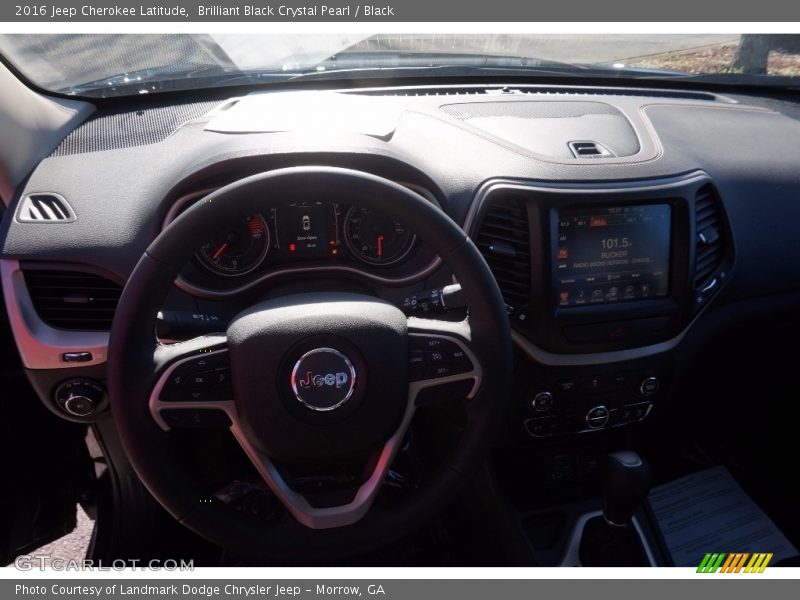 Brilliant Black Crystal Pearl / Black 2016 Jeep Cherokee Latitude