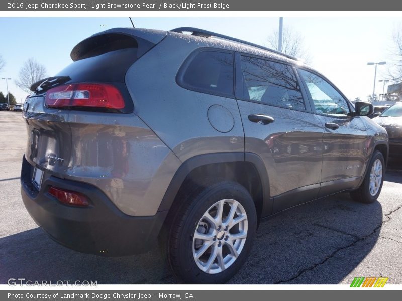 Light Brownstone Pearl / Black/Light Frost Beige 2016 Jeep Cherokee Sport