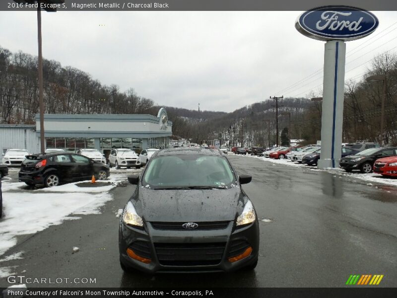 Magnetic Metallic / Charcoal Black 2016 Ford Escape S