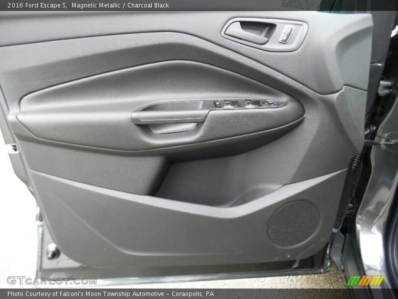 Magnetic Metallic / Charcoal Black 2016 Ford Escape S
