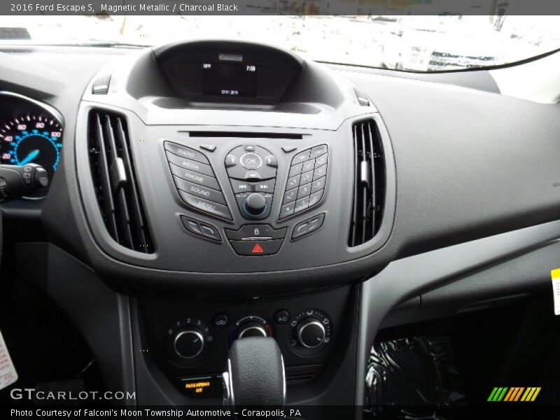 Magnetic Metallic / Charcoal Black 2016 Ford Escape S