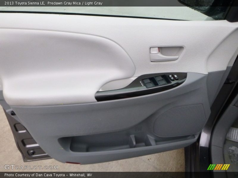 Predawn Gray Mica / Light Gray 2013 Toyota Sienna LE