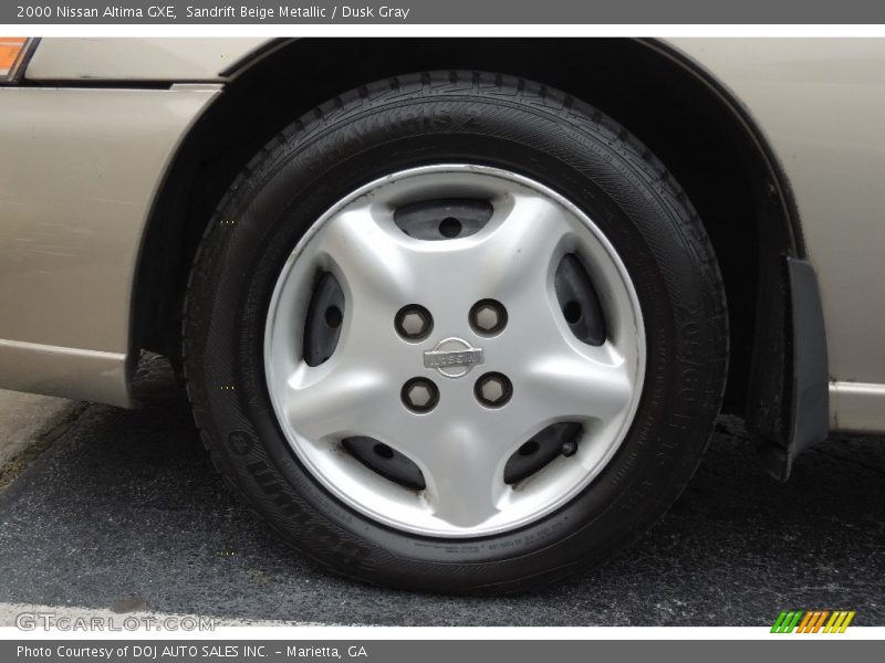 Sandrift Beige Metallic / Dusk Gray 2000 Nissan Altima GXE