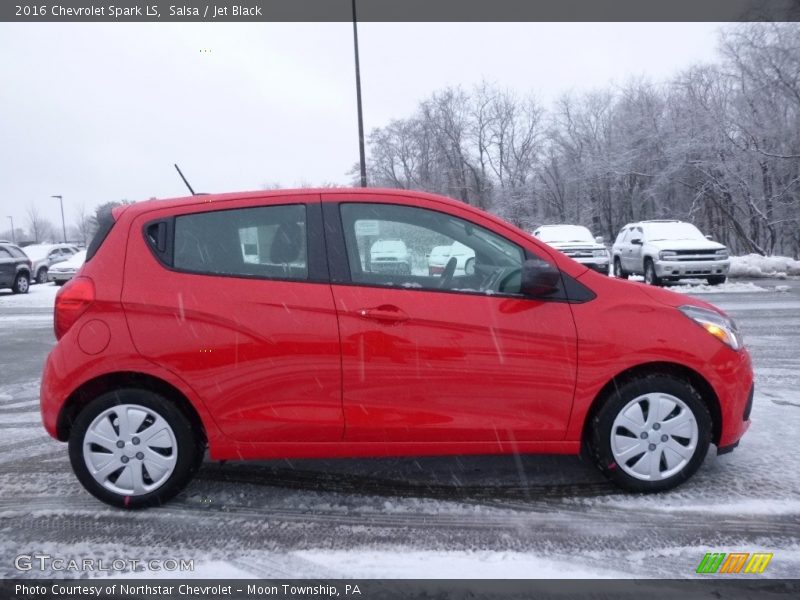 Salsa / Jet Black 2016 Chevrolet Spark LS