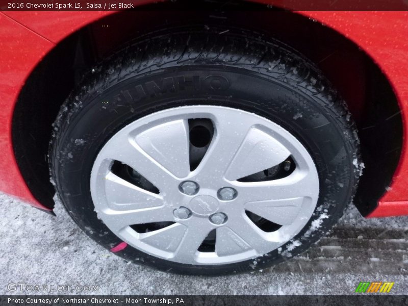 Salsa / Jet Black 2016 Chevrolet Spark LS