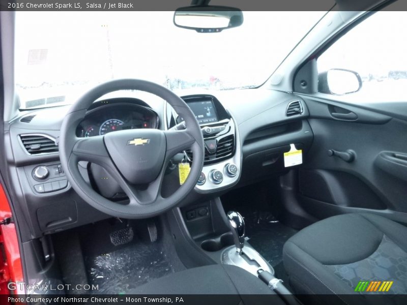 Salsa / Jet Black 2016 Chevrolet Spark LS