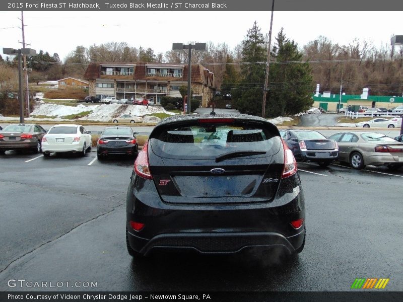 Tuxedo Black Metallic / ST Charcoal Black 2015 Ford Fiesta ST Hatchback