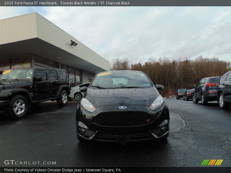 Tuxedo Black Metallic / ST Charcoal Black 2015 Ford Fiesta ST Hatchback