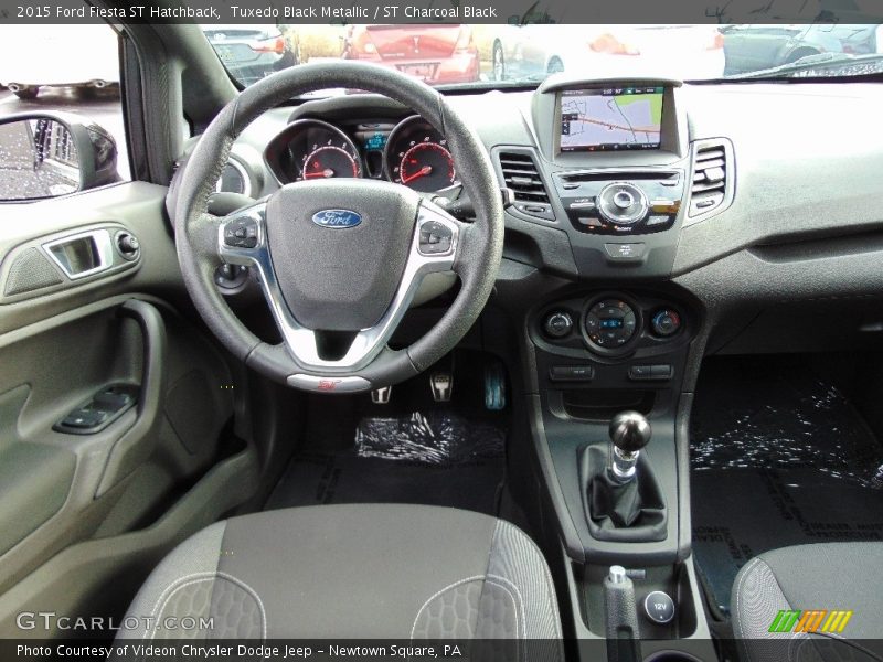 Tuxedo Black Metallic / ST Charcoal Black 2015 Ford Fiesta ST Hatchback
