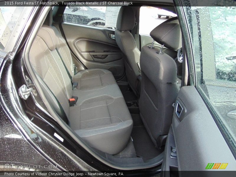 Tuxedo Black Metallic / ST Charcoal Black 2015 Ford Fiesta ST Hatchback