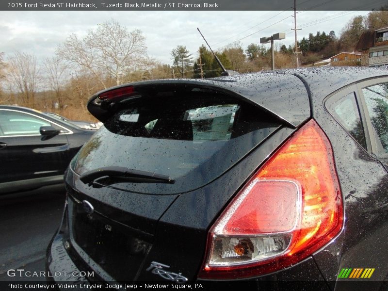 Tuxedo Black Metallic / ST Charcoal Black 2015 Ford Fiesta ST Hatchback