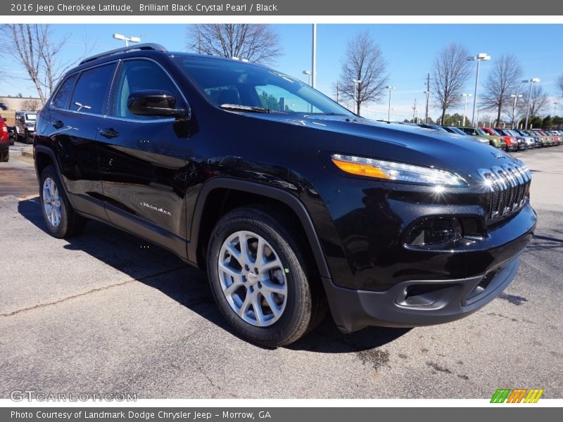 Brilliant Black Crystal Pearl / Black 2016 Jeep Cherokee Latitude