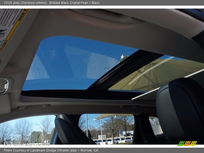 Brilliant Black Crystal Pearl / Black 2016 Jeep Cherokee Limited
