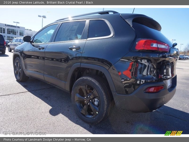 Brilliant Black Crystal Pearl / Black 2016 Jeep Cherokee Latitude