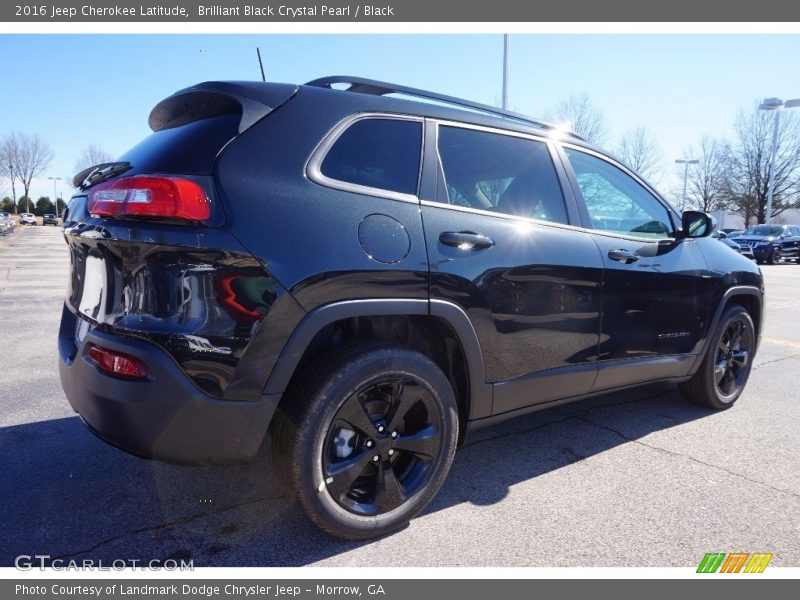 Brilliant Black Crystal Pearl / Black 2016 Jeep Cherokee Latitude