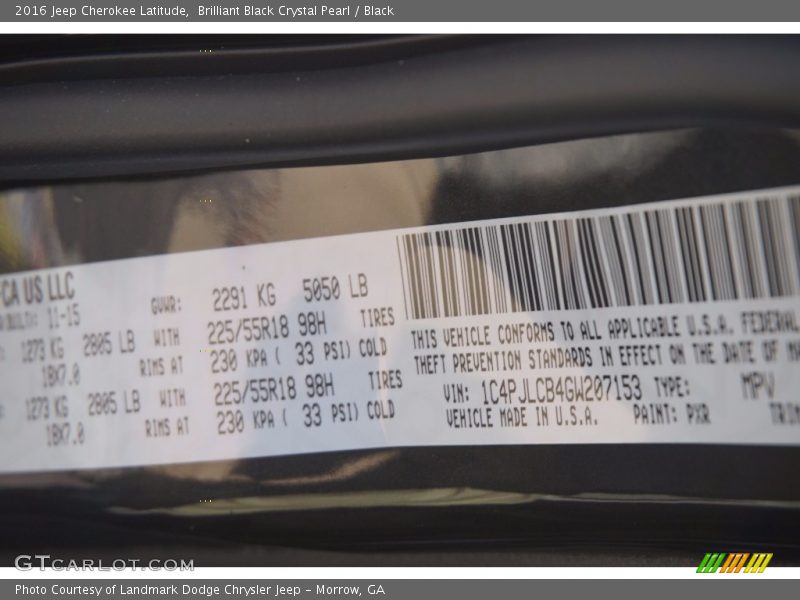 Brilliant Black Crystal Pearl / Black 2016 Jeep Cherokee Latitude