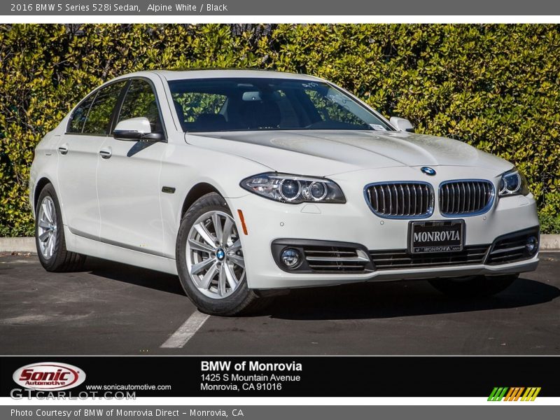 Alpine White / Black 2016 BMW 5 Series 528i Sedan