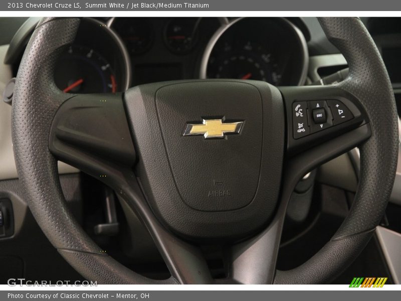 Summit White / Jet Black/Medium Titanium 2013 Chevrolet Cruze LS