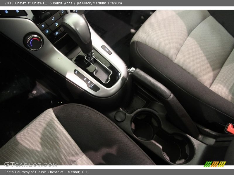 Summit White / Jet Black/Medium Titanium 2013 Chevrolet Cruze LS