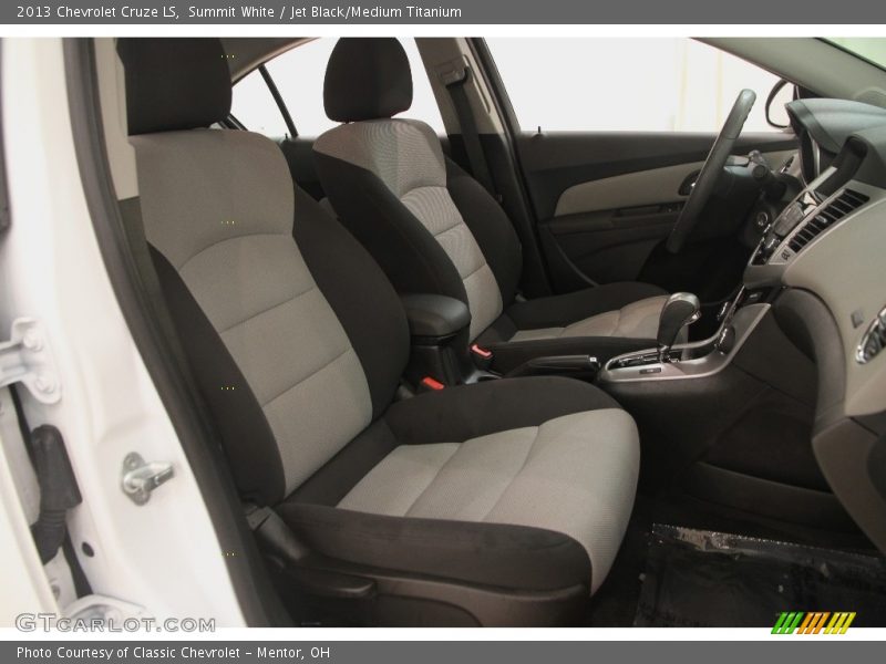 Summit White / Jet Black/Medium Titanium 2013 Chevrolet Cruze LS
