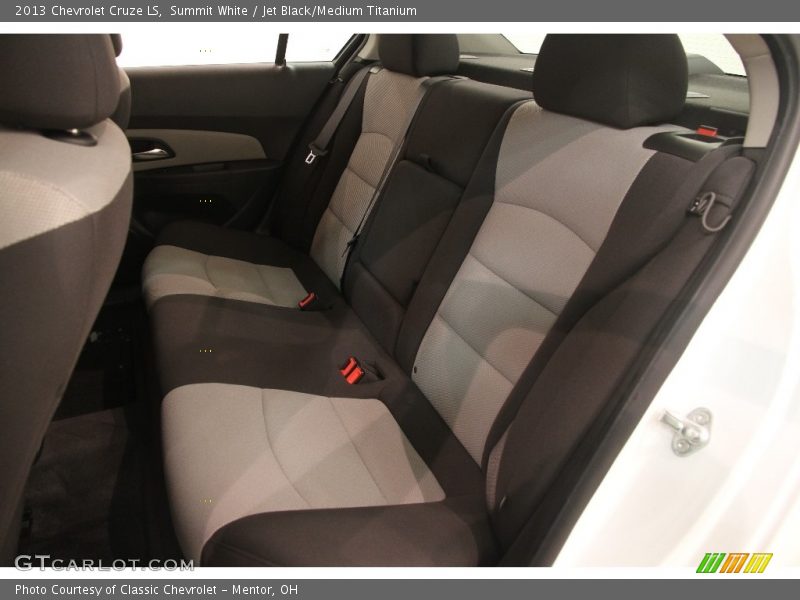 Summit White / Jet Black/Medium Titanium 2013 Chevrolet Cruze LS