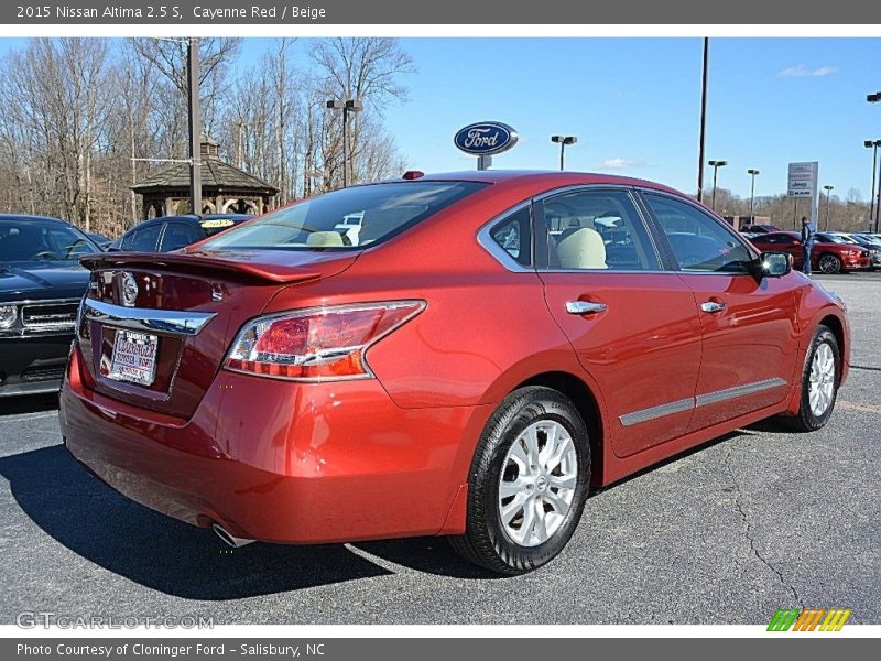 Cayenne Red / Beige 2015 Nissan Altima 2.5 S