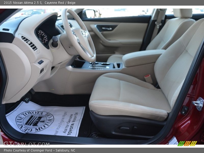 Cayenne Red / Beige 2015 Nissan Altima 2.5 S