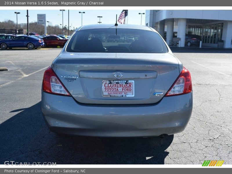 Magnetic Gray / Charcoal 2014 Nissan Versa 1.6 S Sedan