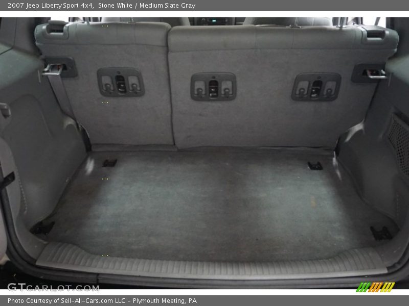 Stone White / Medium Slate Gray 2007 Jeep Liberty Sport 4x4