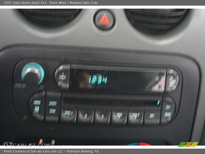 Stone White / Medium Slate Gray 2007 Jeep Liberty Sport 4x4