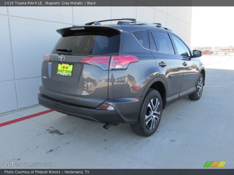 Magnetic Gray Metallic / Black 2016 Toyota RAV4 LE