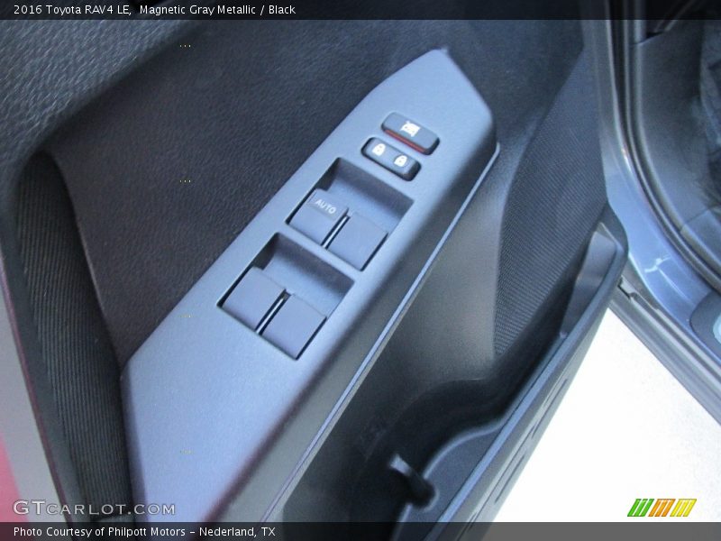 Magnetic Gray Metallic / Black 2016 Toyota RAV4 LE
