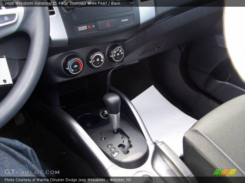Diamond White Pearl / Black 2008 Mitsubishi Outlander ES 4WD