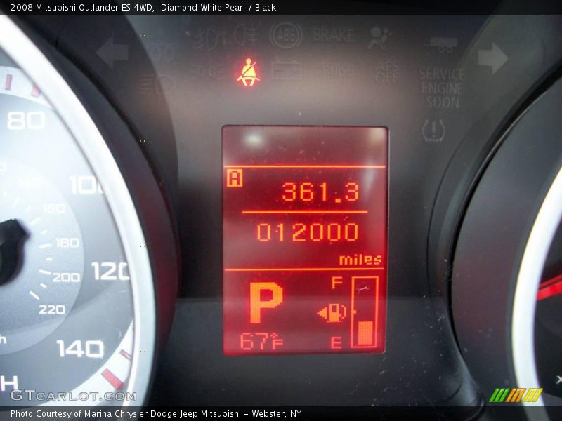 Diamond White Pearl / Black 2008 Mitsubishi Outlander ES 4WD