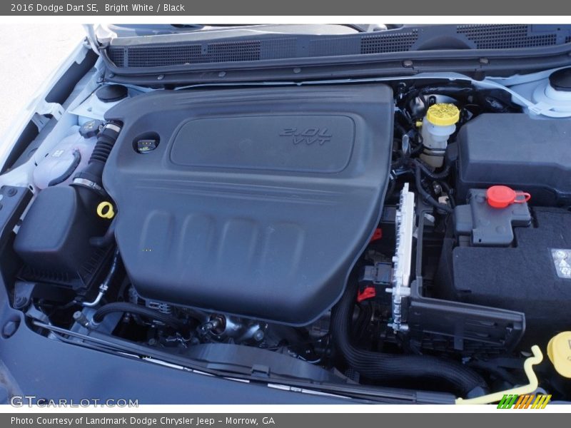 Bright White / Black 2016 Dodge Dart SE