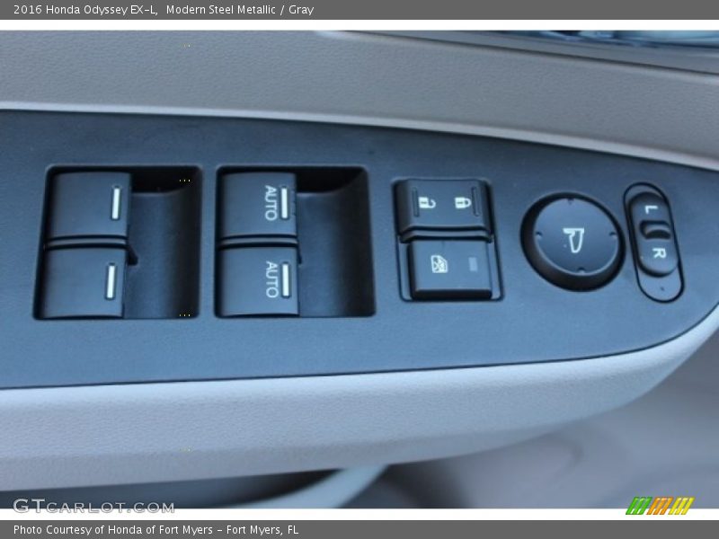 Modern Steel Metallic / Gray 2016 Honda Odyssey EX-L