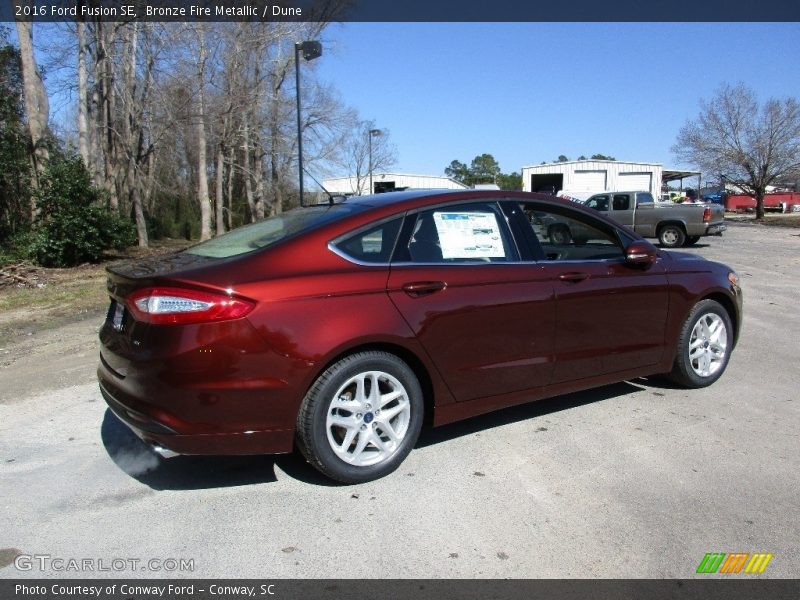 Bronze Fire Metallic / Dune 2016 Ford Fusion SE