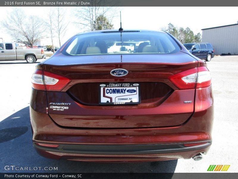 Bronze Fire Metallic / Dune 2016 Ford Fusion SE