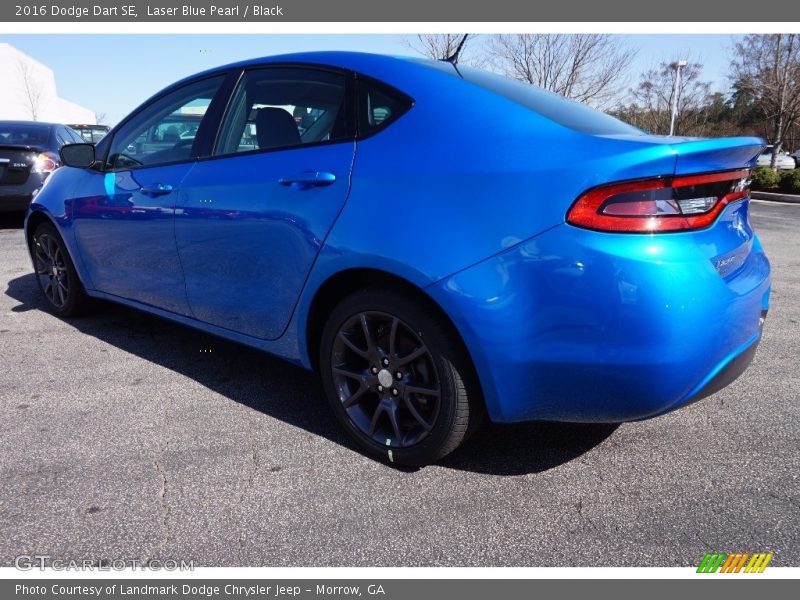 Laser Blue Pearl / Black 2016 Dodge Dart SE
