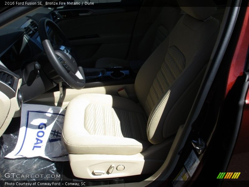 Bronze Fire Metallic / Dune 2016 Ford Fusion SE