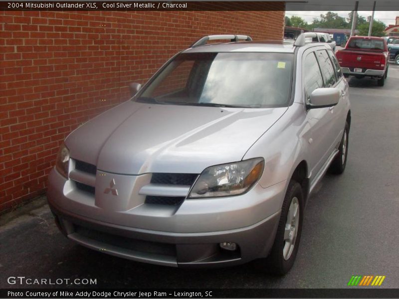 Cool Silver Metallic / Charcoal 2004 Mitsubishi Outlander XLS