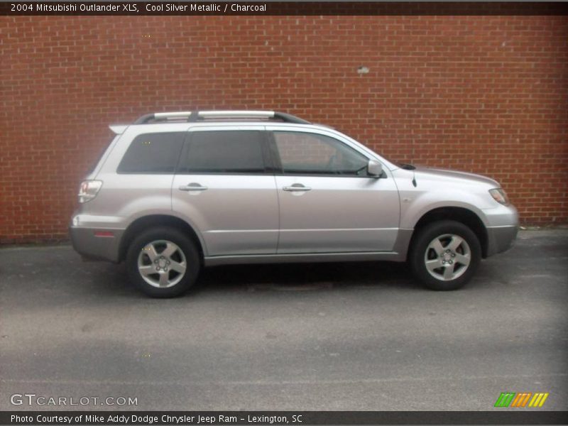 Cool Silver Metallic / Charcoal 2004 Mitsubishi Outlander XLS