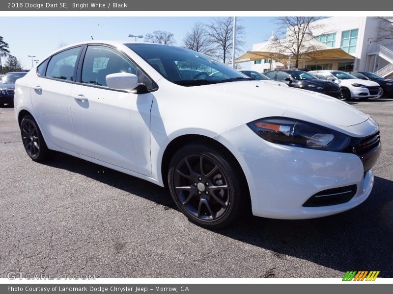 Bright White / Black 2016 Dodge Dart SE