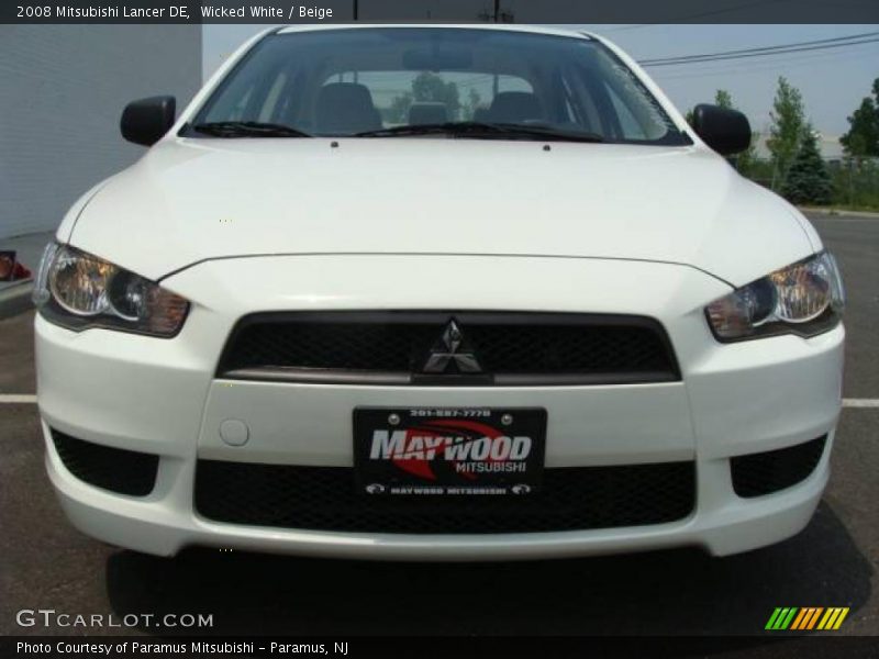 Wicked White / Beige 2008 Mitsubishi Lancer DE